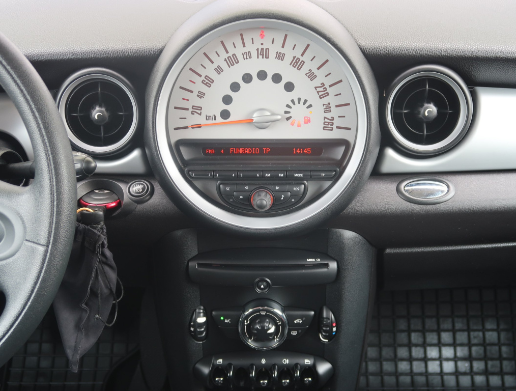 MINI 3-door
