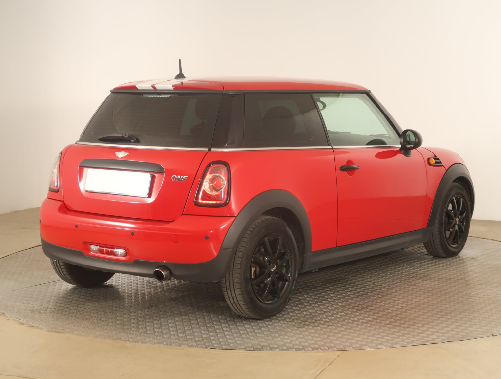 MINI 3-door