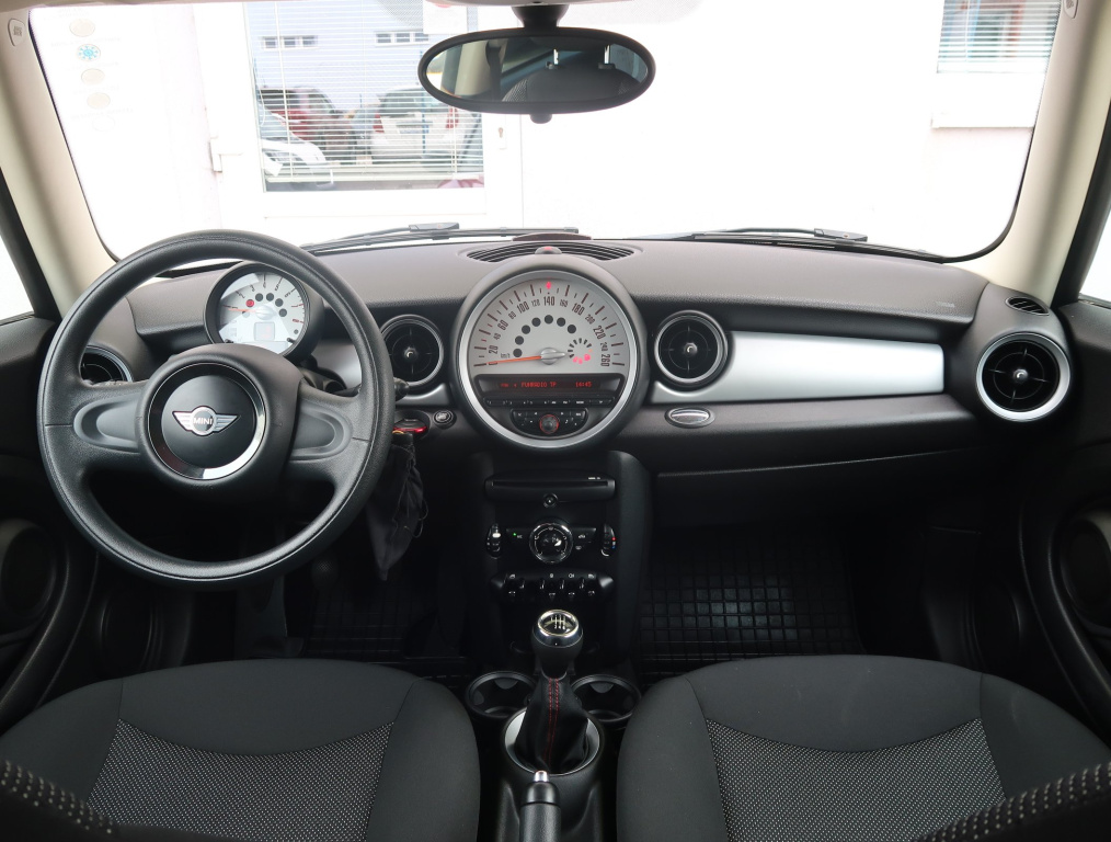 MINI 3-door