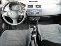 Suzuki Swift 2005