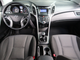 Hyundai i30 2016
