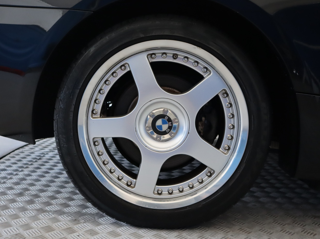 BMW 3