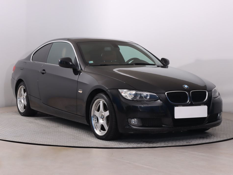 BMW 3 - 2010