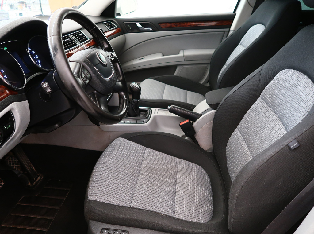 Škoda Superb