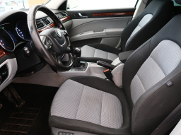 Škoda Superb 2010