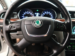 Škoda Superb 2010