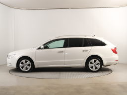 Škoda Superb 2010