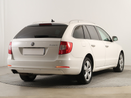Škoda Superb 2010