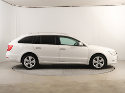 Škoda Superb 2010