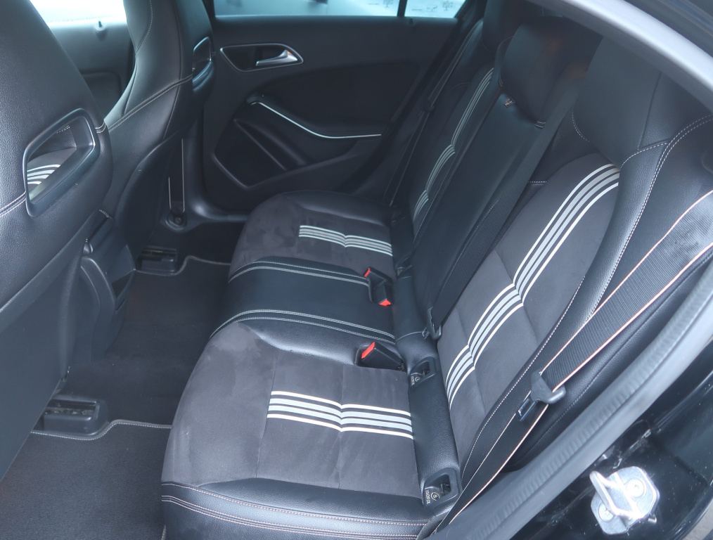 Mercedes-Benz A