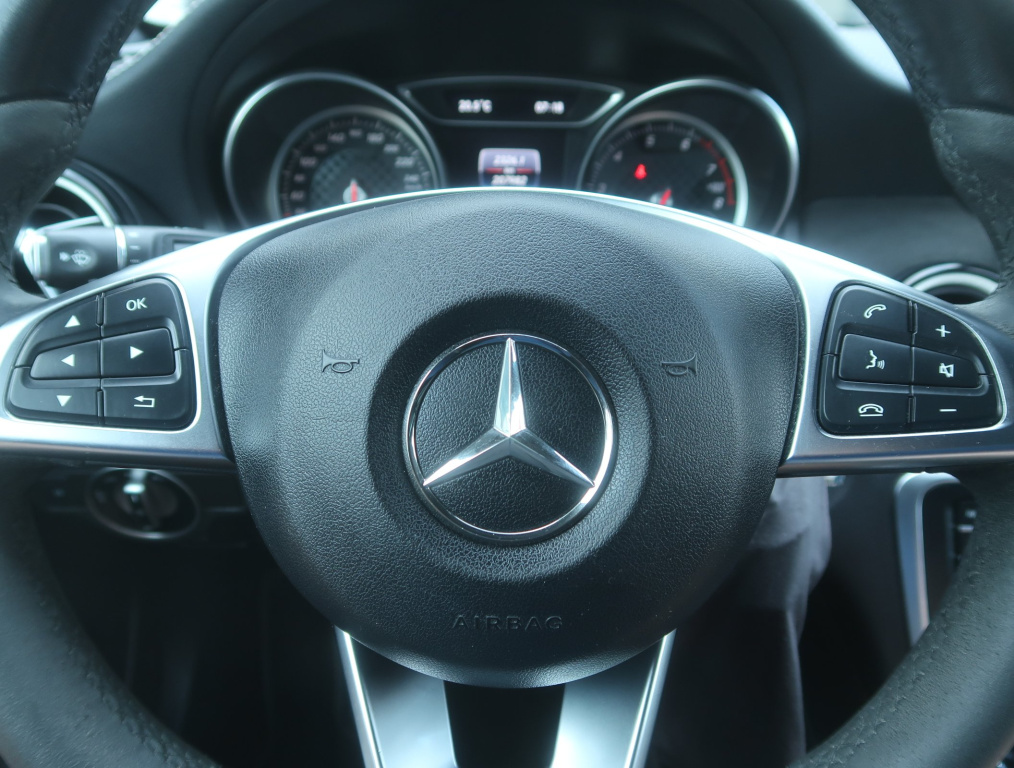 Mercedes-Benz A