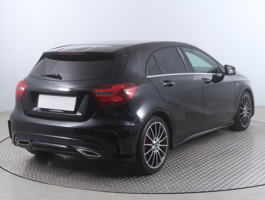 Mercedes-Benz A