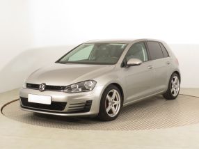 Volkswagen Golf - 2014