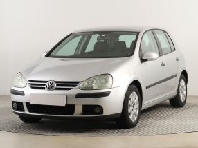Volkswagen Golf - 2005