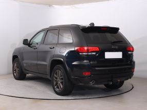 Jeep Grand Cherokee - 2017