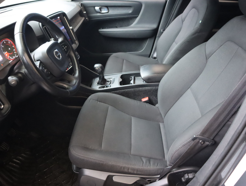 Volvo XC40, 2019
