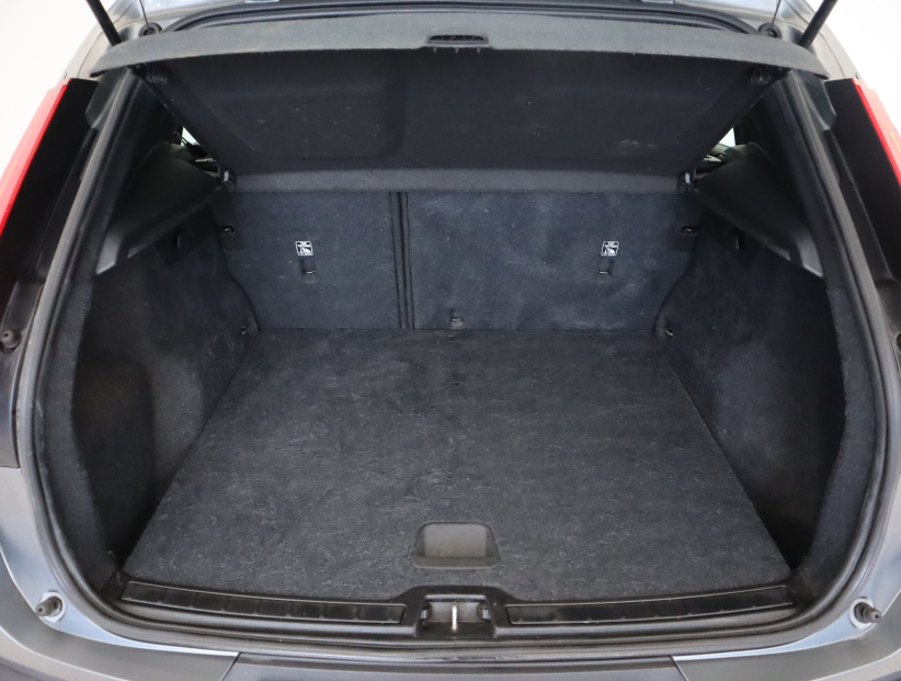 Volvo XC40, 2019