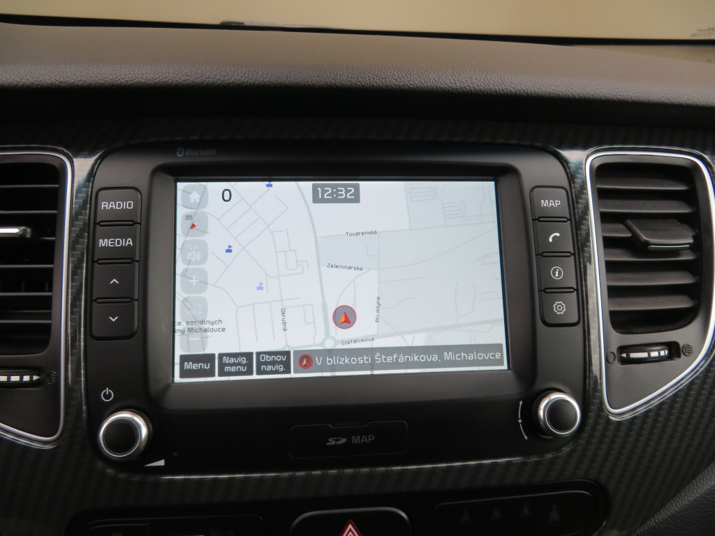 Kia Carens