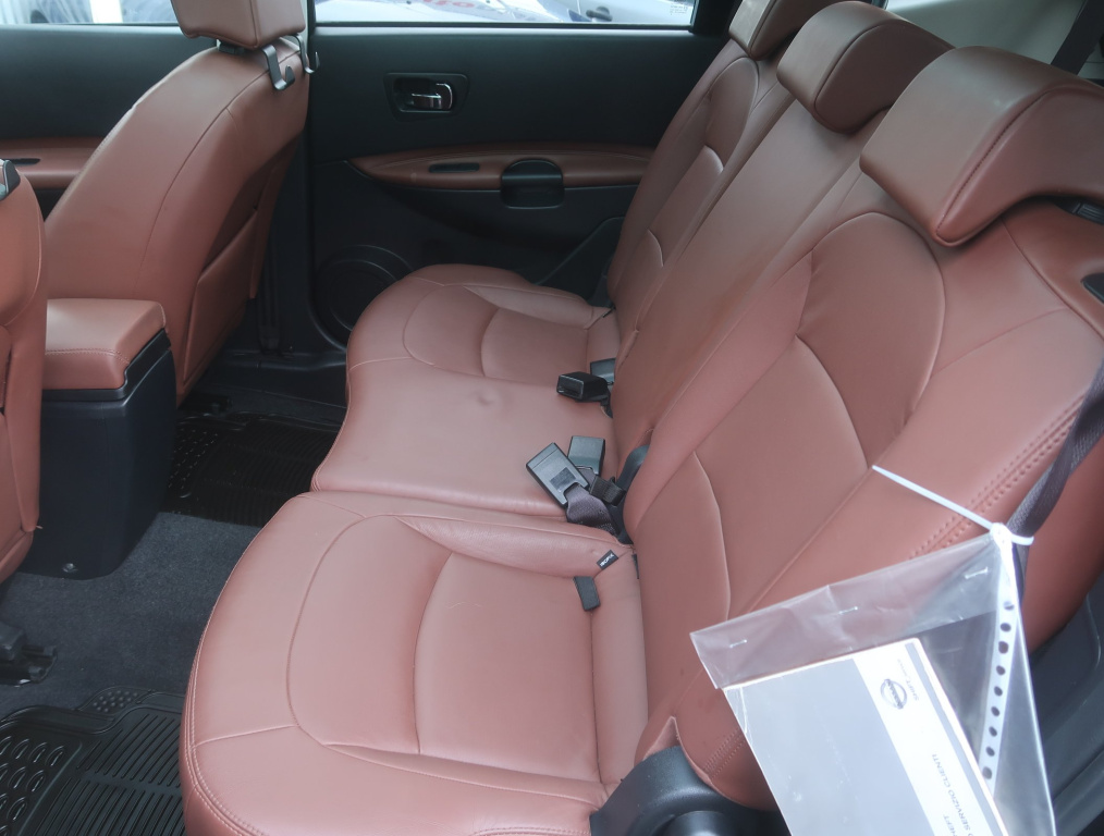 Nissan Qashqai+2