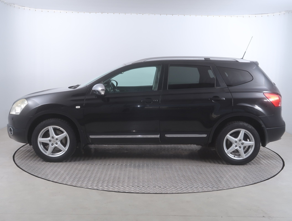 Nissan Qashqai+2