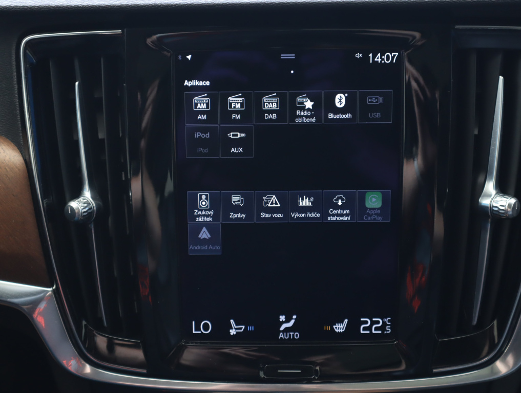 Volvo V90