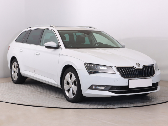 Škoda Superb, 2017