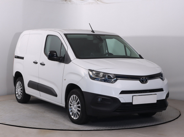 Toyota Proace City 2024