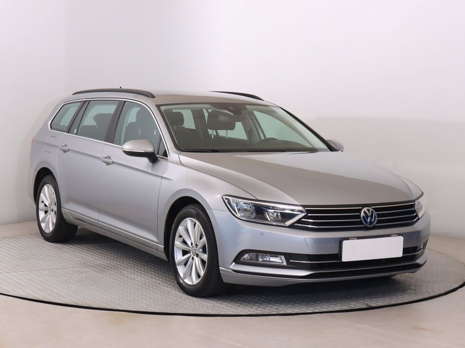 Volkswagen Passat - 2019