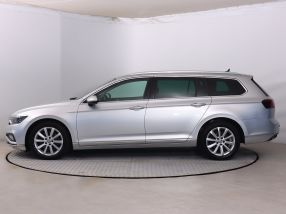Volkswagen Passat - 2020