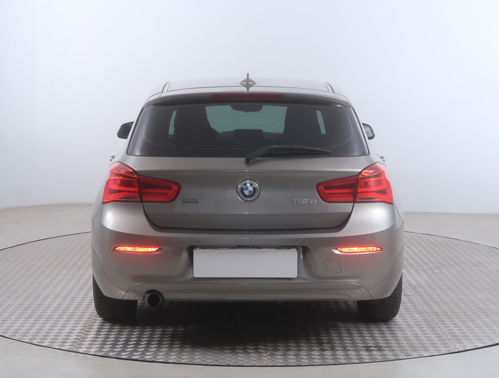 BMW 1