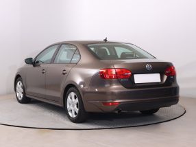 Volkswagen Jetta - 2012
