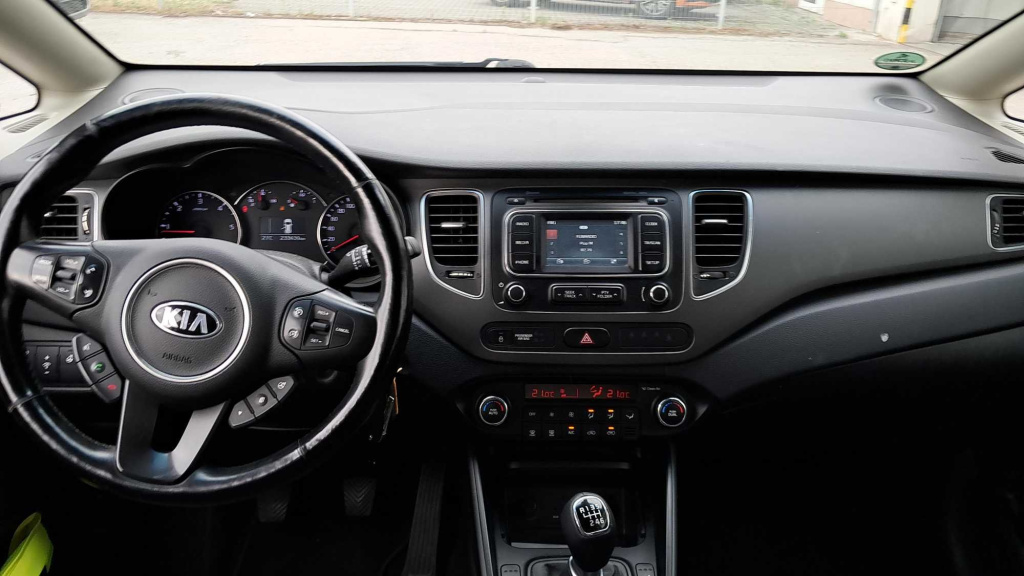 Kia Carens