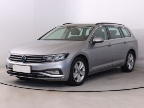 Volkswagen Passat - 2021