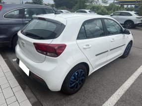 Kia Rio - 2021