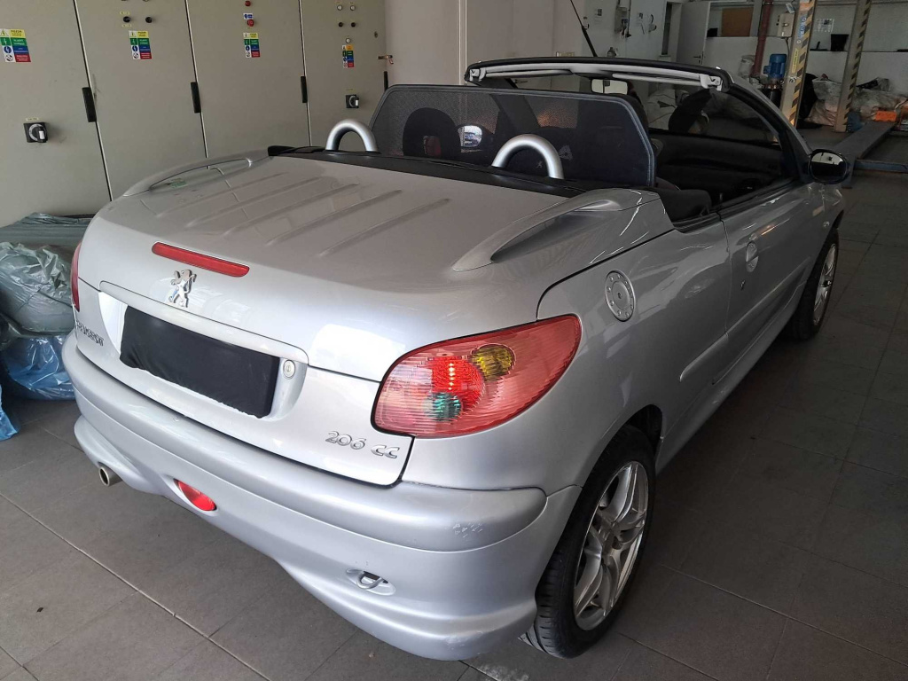 Peugeot 206