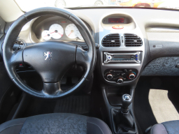 Peugeot 206 2005