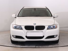 BMW 3 - 2011