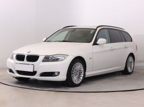 BMW 3 - 2011