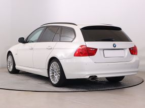 BMW 3 - 2011