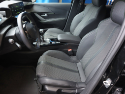 Peugeot 208 2022