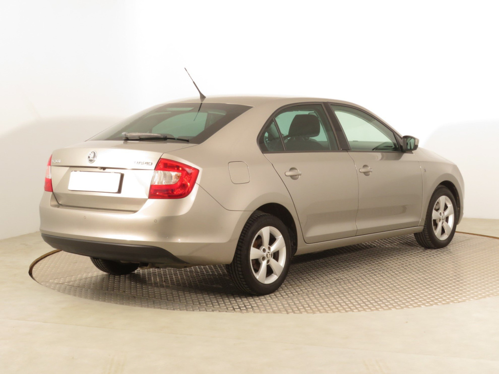Škoda Rapid