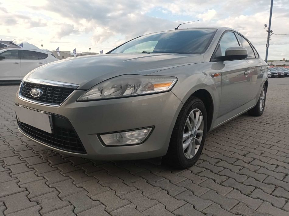 Ford Mondeo - 2010