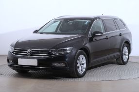 Volkswagen Passat - 2021