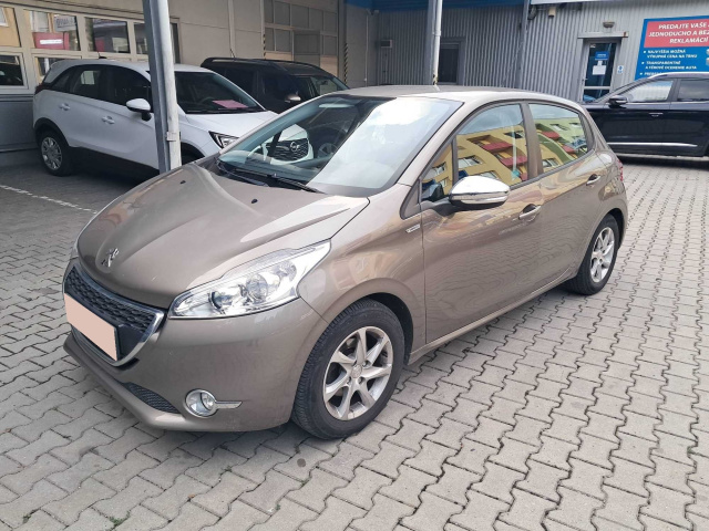 Peugeot 208 2013