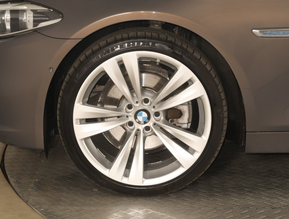 BMW 5