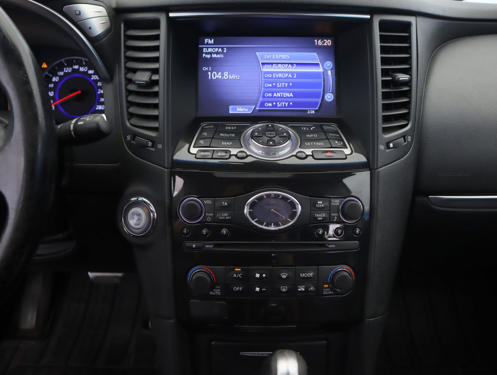 Infiniti FX