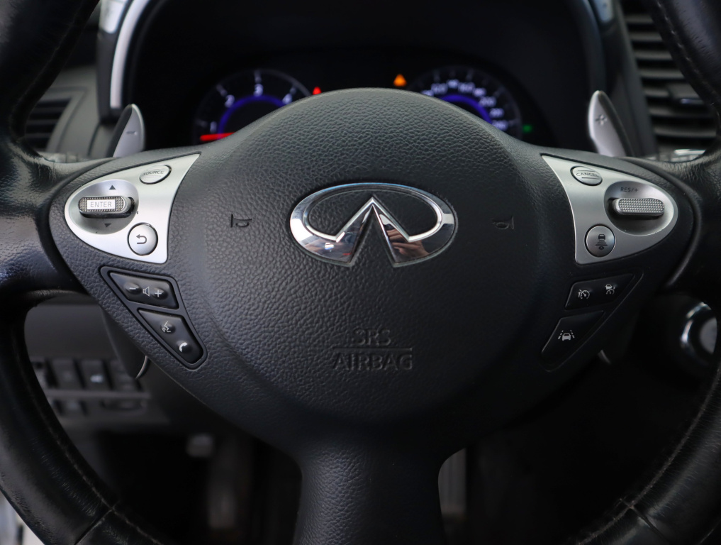 Infiniti FX