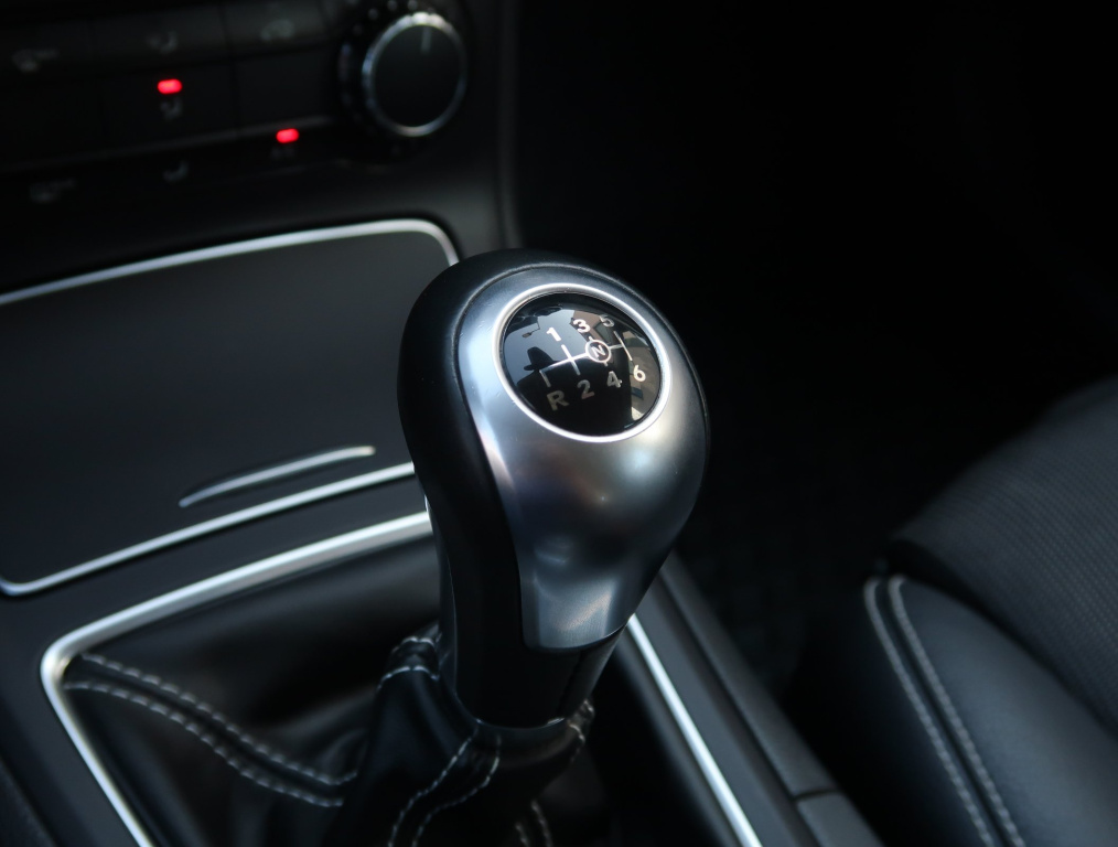 Mercedes-Benz B
