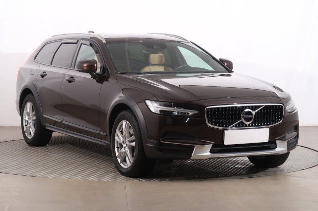 Volvo V90 Cross Country 2018