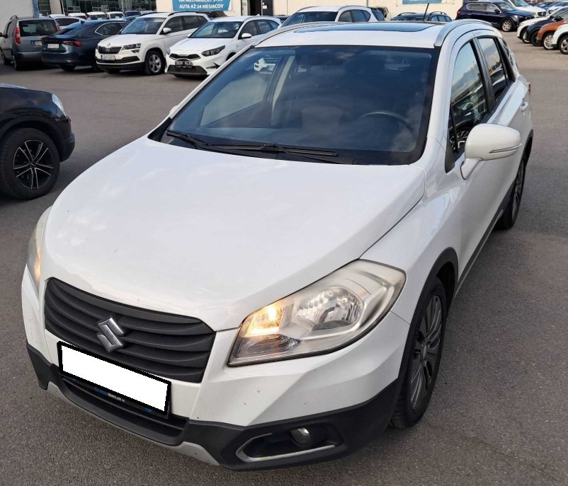 Suzuki SX4 S-Cross - 2015